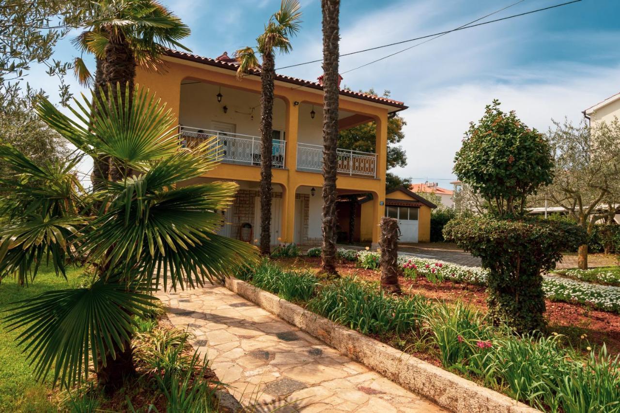 Apartment Villa Olga Porec Bagian luar foto