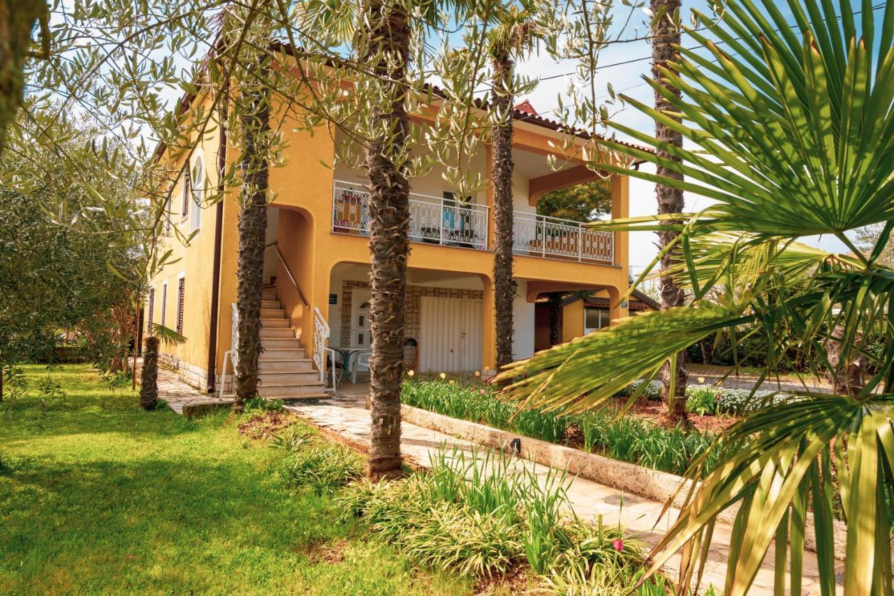 Apartment Villa Olga Porec Bagian luar foto