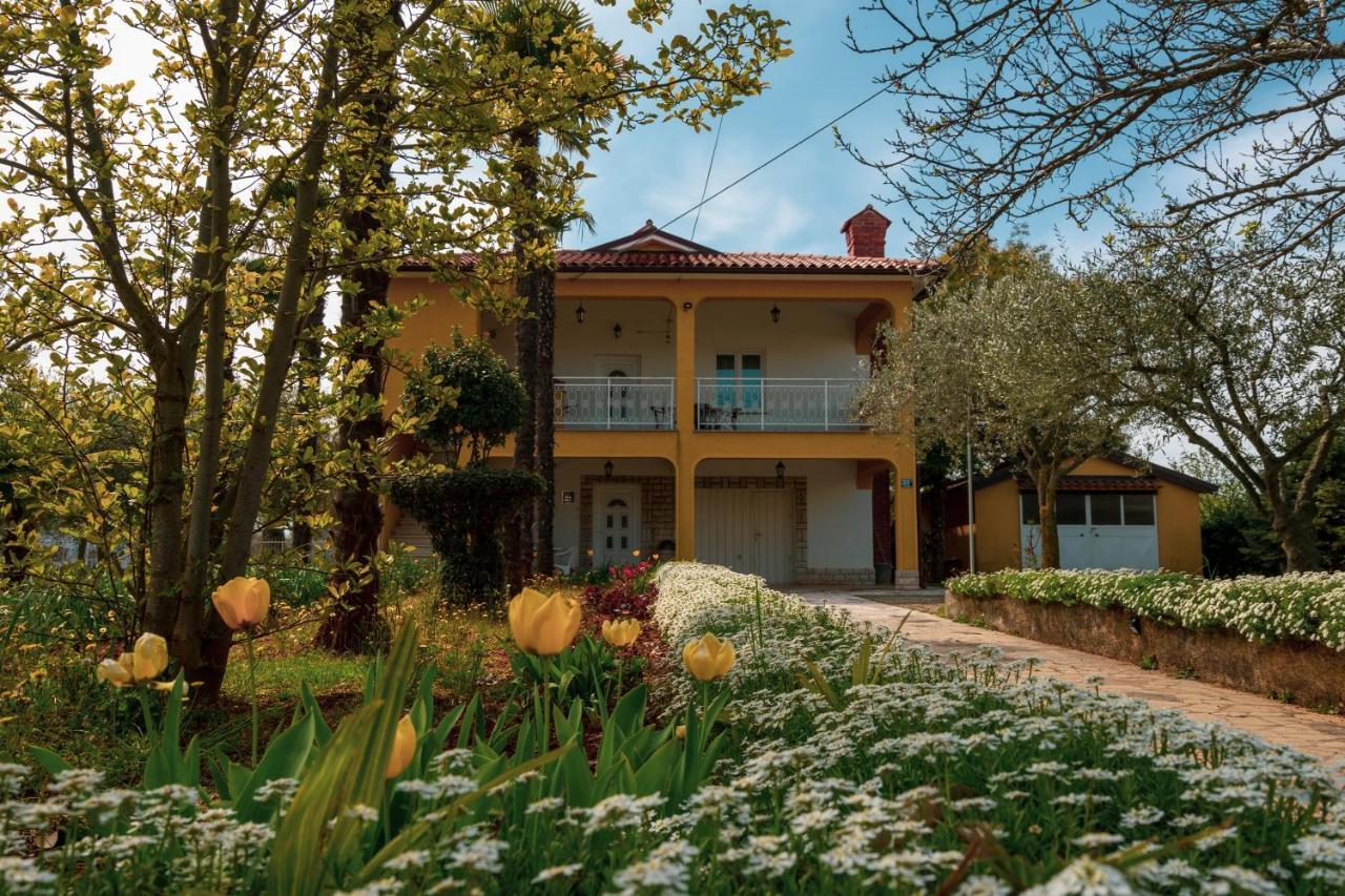 Apartment Villa Olga Porec Bagian luar foto