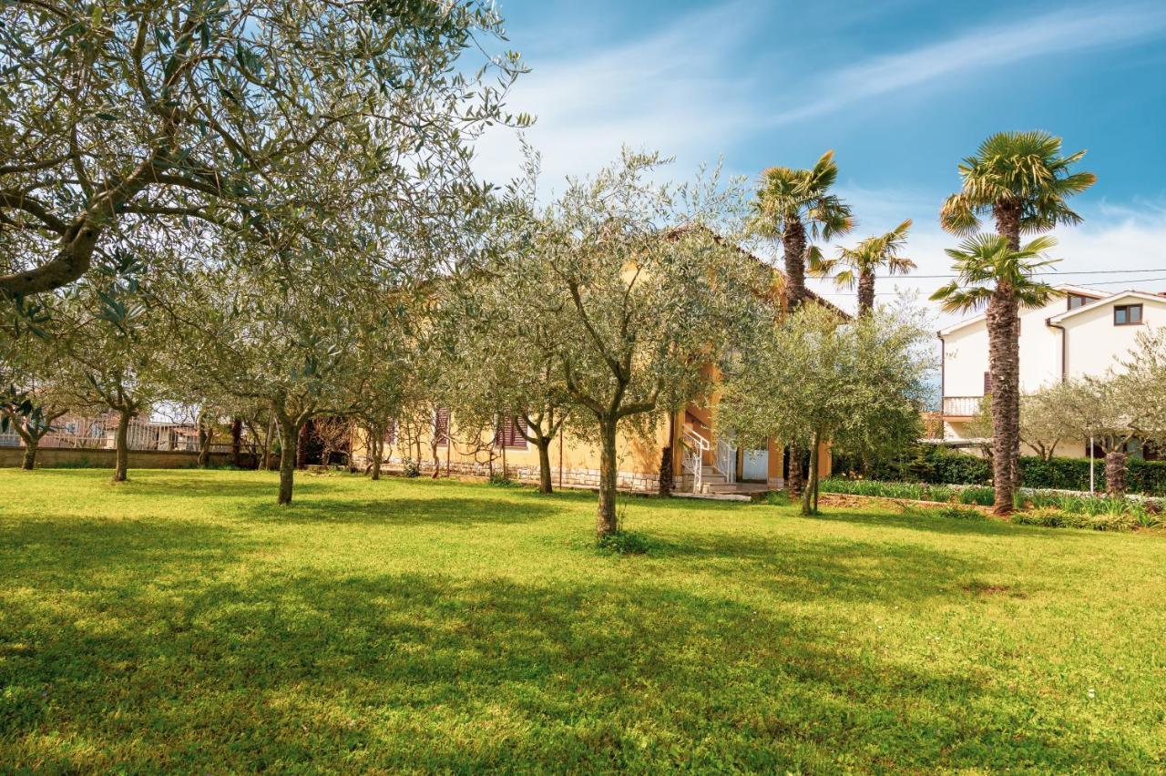 Apartment Villa Olga Porec Bagian luar foto