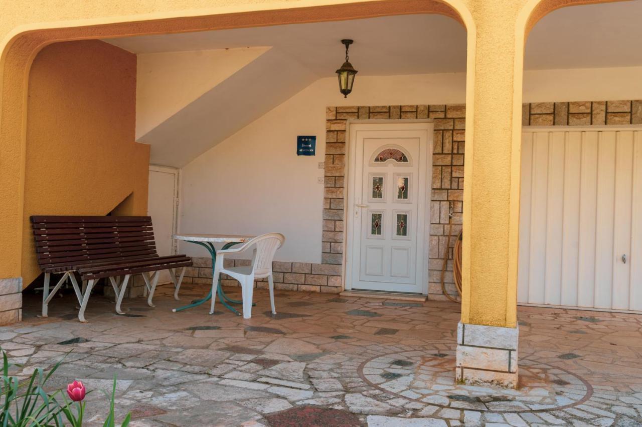 Apartment Villa Olga Porec Bagian luar foto