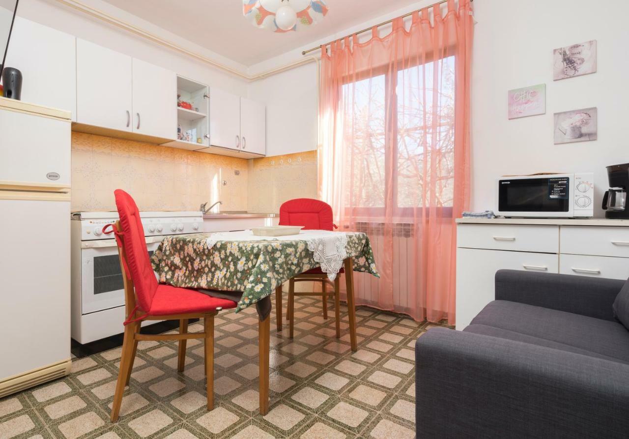 Apartment Villa Olga Porec Bagian luar foto