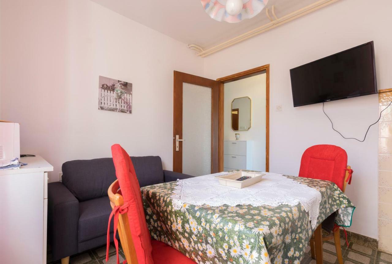 Apartment Villa Olga Porec Bagian luar foto